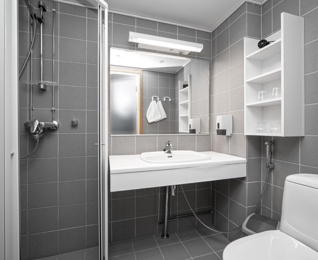 Ski-Inn Hotel Pyhaetunturi Ngoại thất bức ảnh