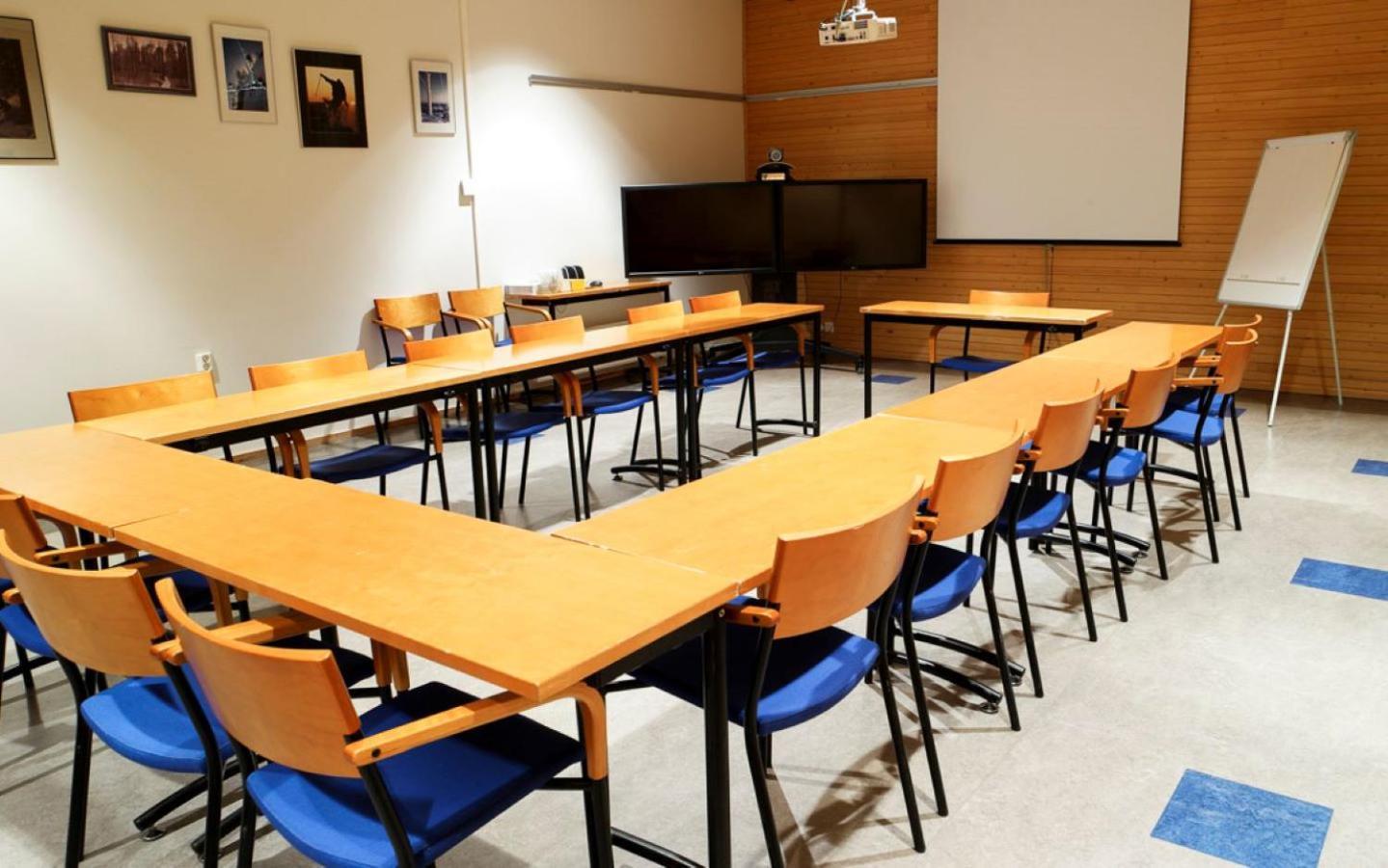 Ski-Inn Hotel Pyhaetunturi Ngoại thất bức ảnh