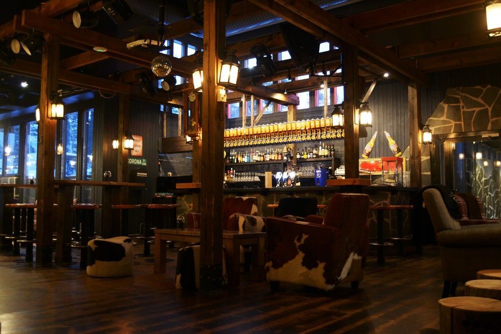 Ski-Inn Hotel Pyhaetunturi Ngoại thất bức ảnh